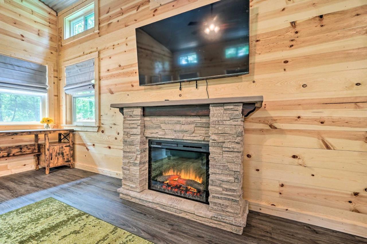 Stylish Cabin By Beavers Bend Hot Tub And Fire Pit Broken Bow Exterior foto