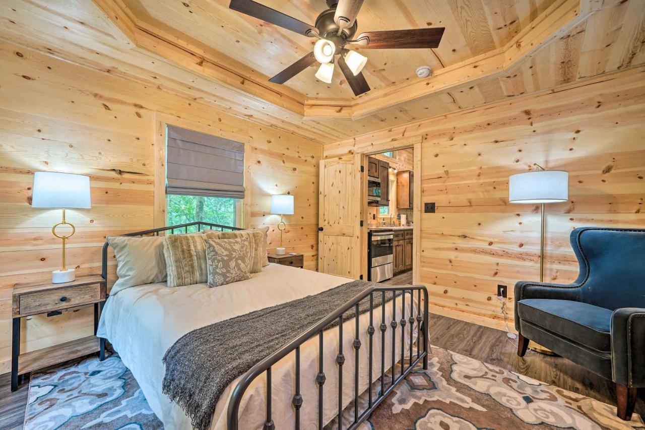 Stylish Cabin By Beavers Bend Hot Tub And Fire Pit Broken Bow Exterior foto